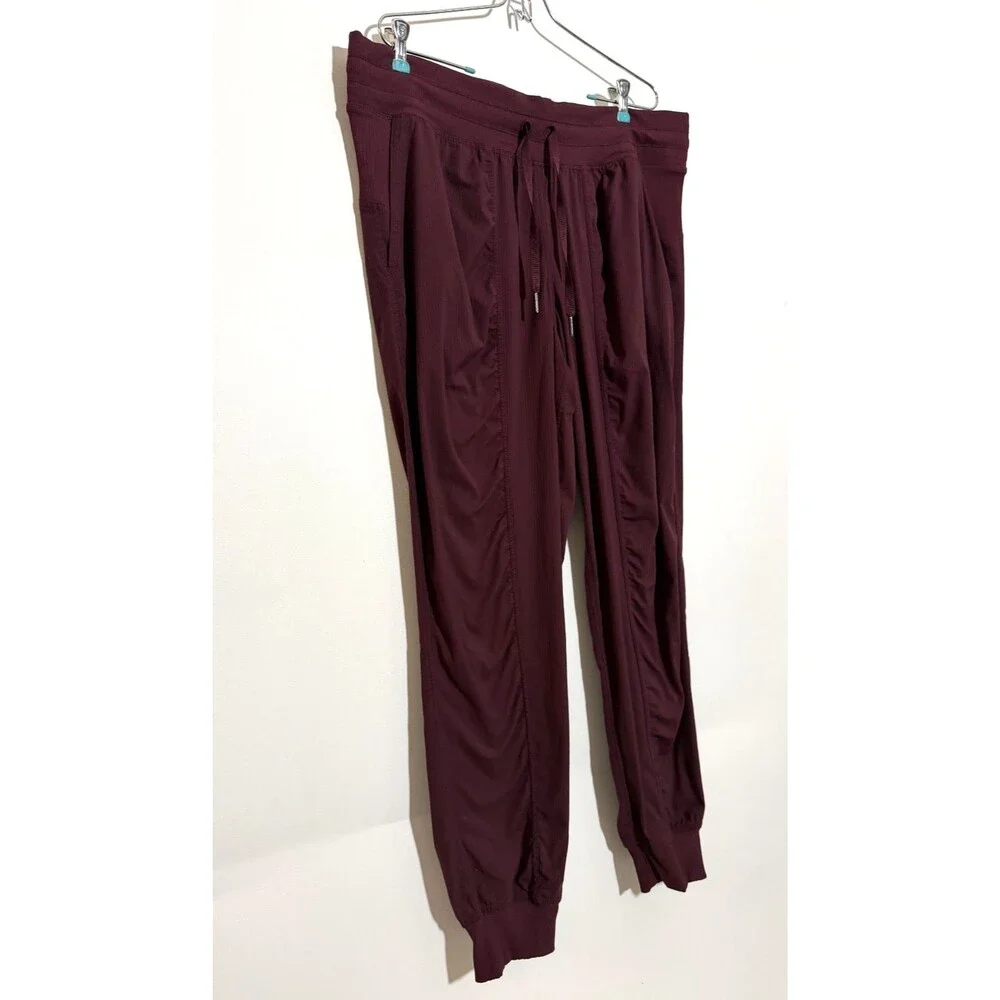 Lululemon Dance Studio Jogger Pants Size 14 Burgundy Mid-Rise Tapered Athleisure